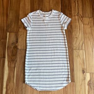 NWT Thread and Supply dress size M